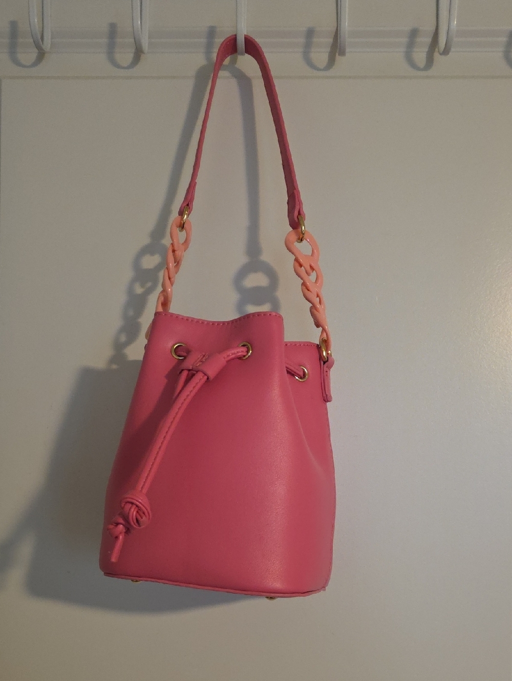 Jen&Co. Pink Drawstring Bucket Bag